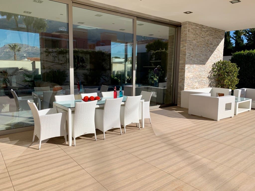 6 quarto Moradia para venda em Albir com piscina - 2 100 000 € (Ref: 8762451)