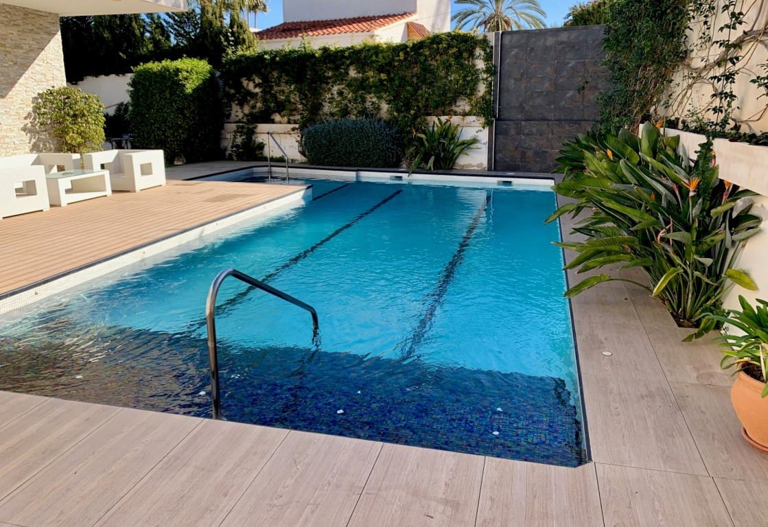 6 quarto Moradia para venda em Albir com piscina - 2 100 000 € (Ref: 8762451)