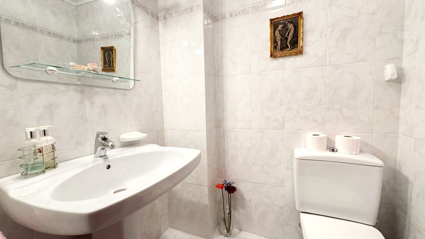 4 bedroom Villa for sale in Albir with pool - € 475,000 (Ref: 8809851)