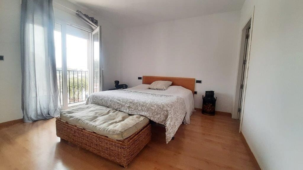 4 soverom Villa til salgs i Alfaz del Pi / L'Alfas del Pi med svømmebasseng - € 398 000 (Ref: 8830347)