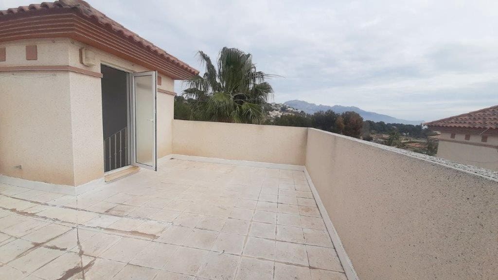 4 soverom Villa til salgs i Alfaz del Pi / L'Alfas del Pi med svømmebasseng - € 398 000 (Ref: 8830347)