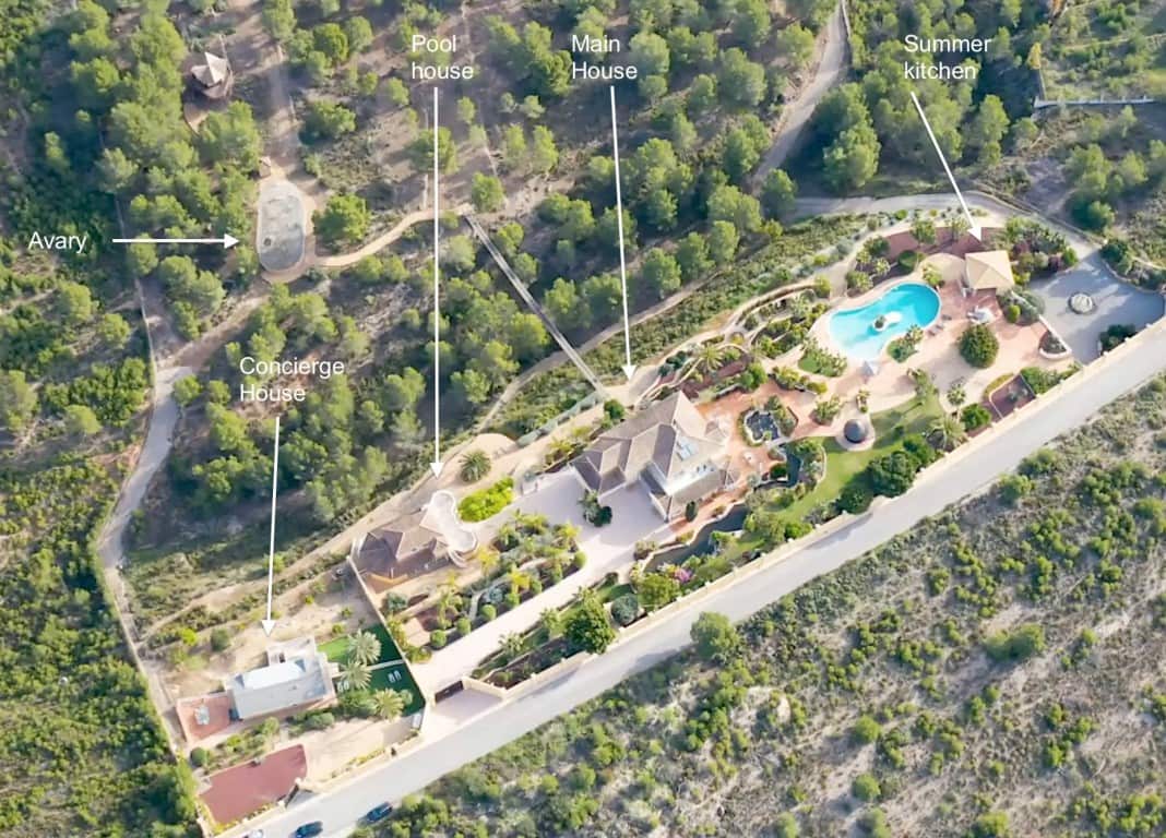 7 slaapkamer Villa te koop in La Nucia met zwembad - € 5.600.000 (Ref: 8848479)