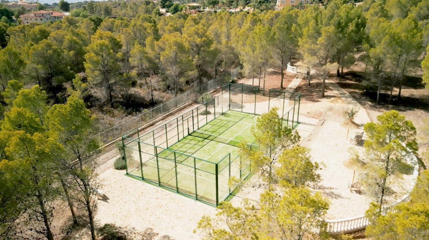 7 slaapkamer Villa te koop in La Nucia met zwembad - € 5.600.000 (Ref: 8848479)