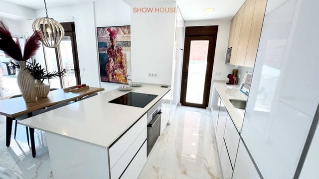 3 soveværelse Villa til salg i Polop med swimmingpool - € 598.000 (Ref: 8882354)