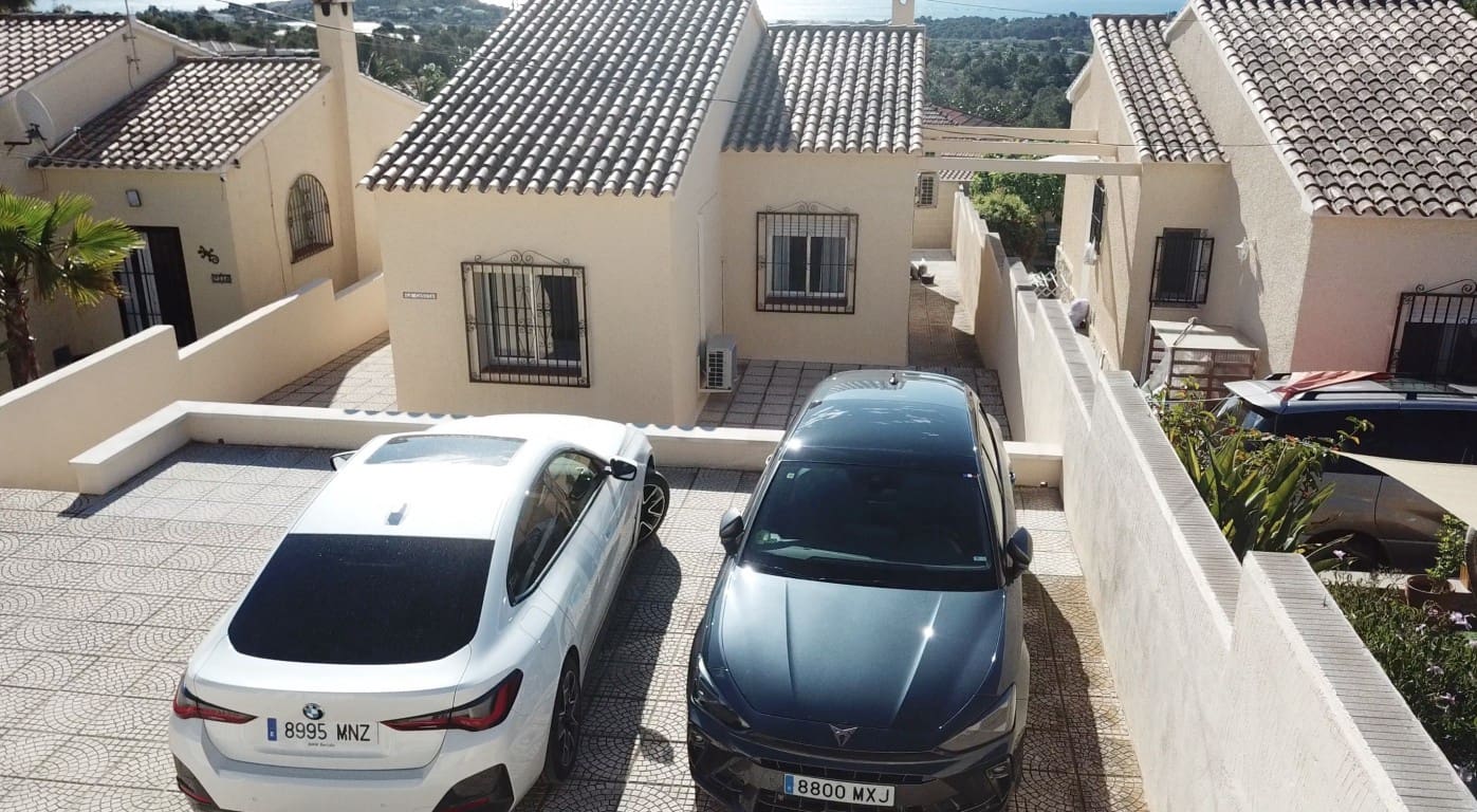 2 soverom Villa til salgs i La Nucia - € 270 000 (Ref: 8935979)