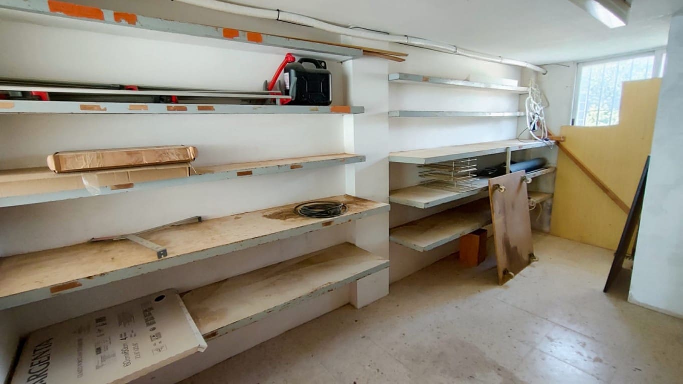 Kommersiell til salgs i Altea - € 385 000 (Ref: 8944293)