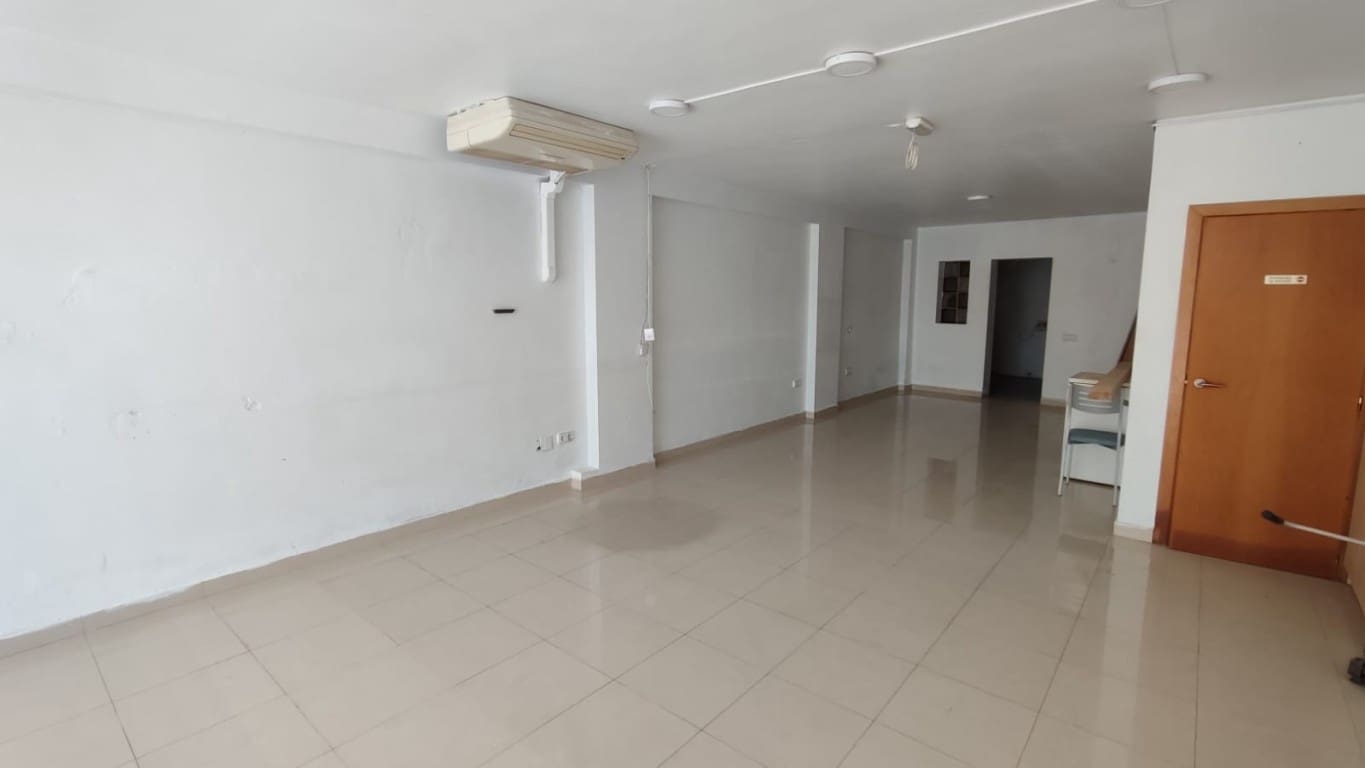 Kommersiell til salgs i Altea - € 385 000 (Ref: 8944293)