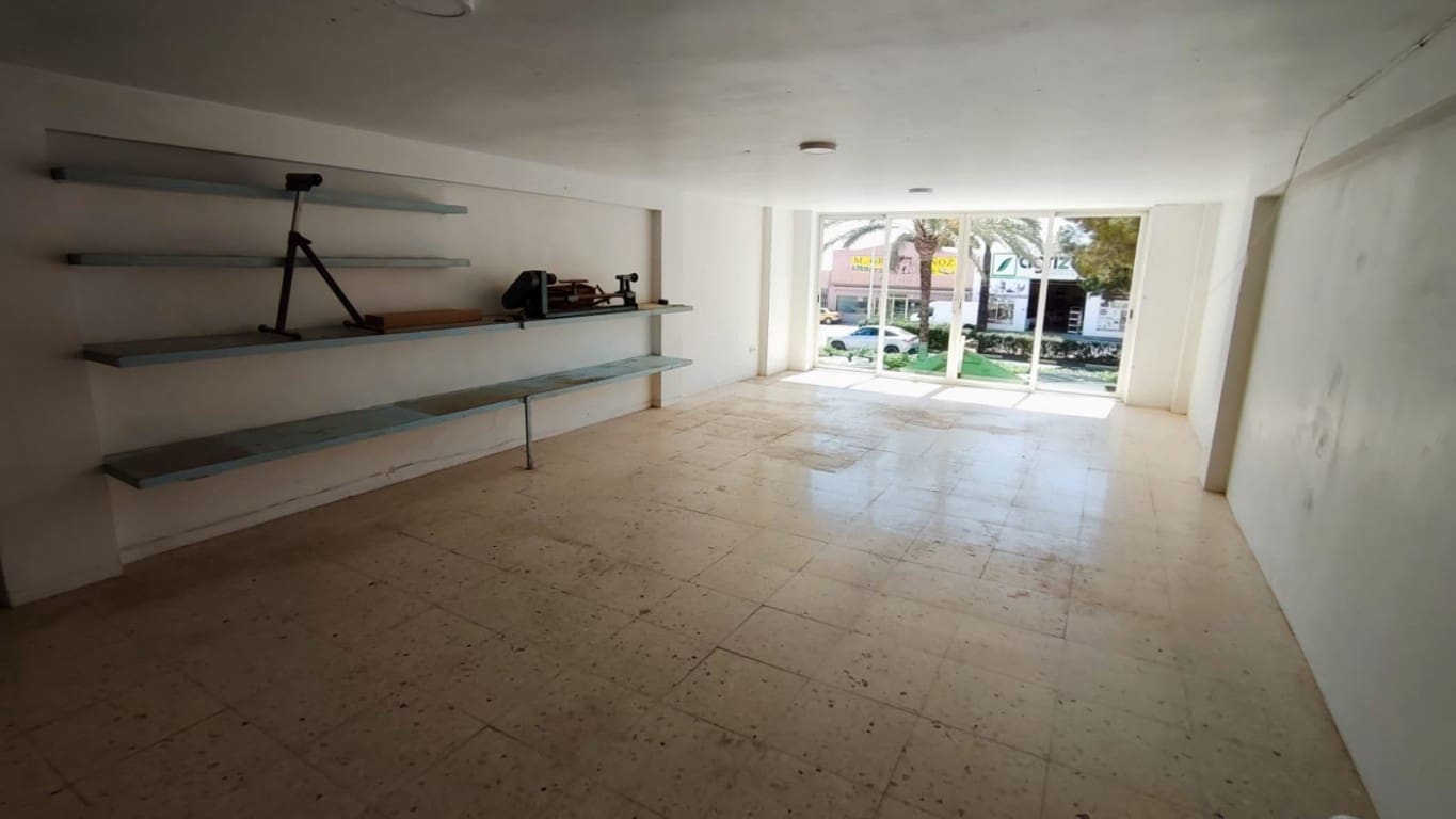 Kommersiell til salgs i Altea - € 385 000 (Ref: 8944293)