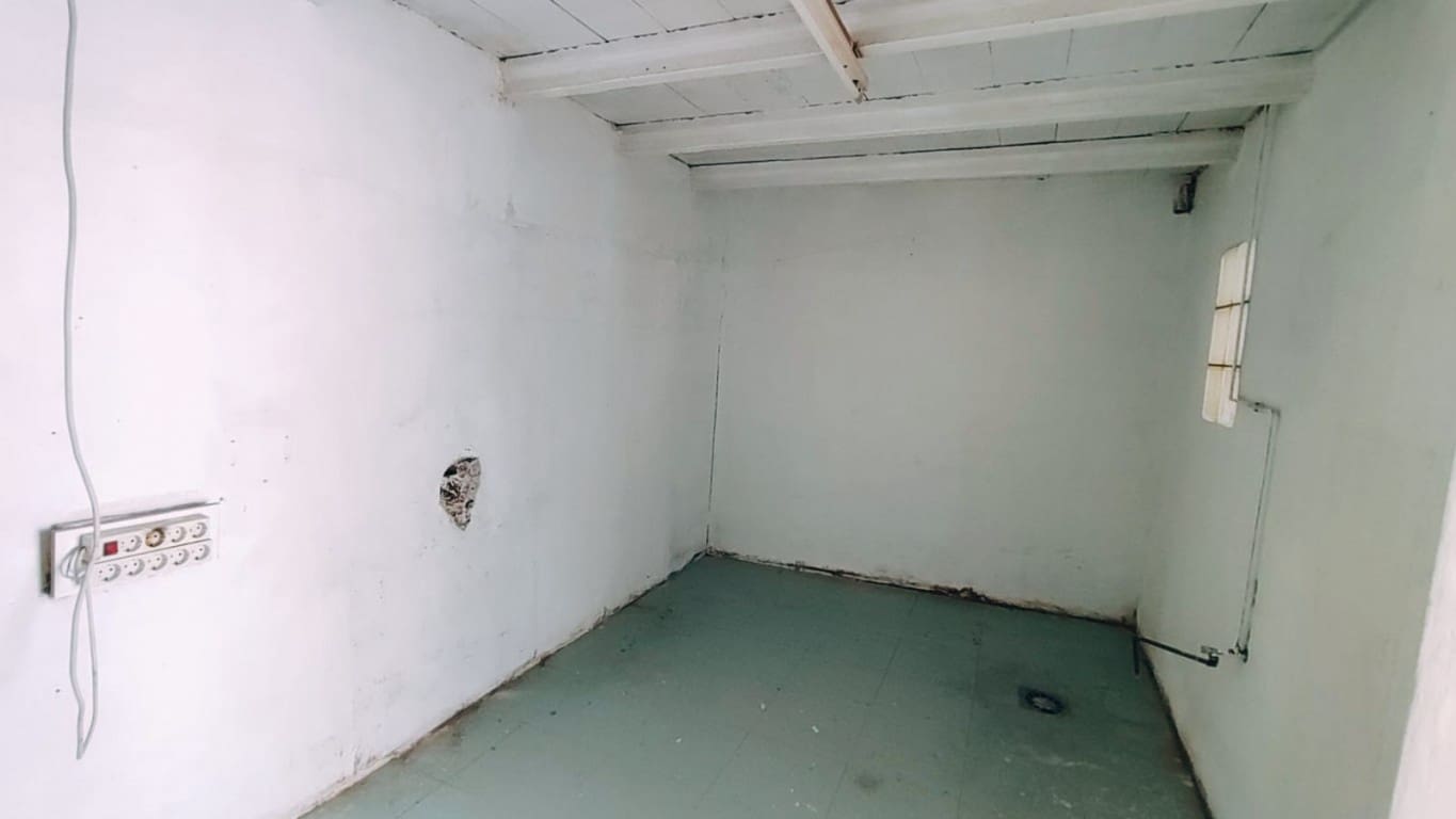 Kommersiell til salgs i Altea - € 385 000 (Ref: 8944293)