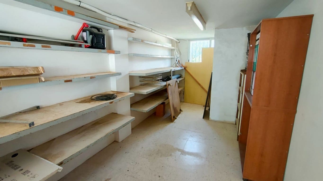 Kommersiell til salgs i Altea - € 385 000 (Ref: 8944293)