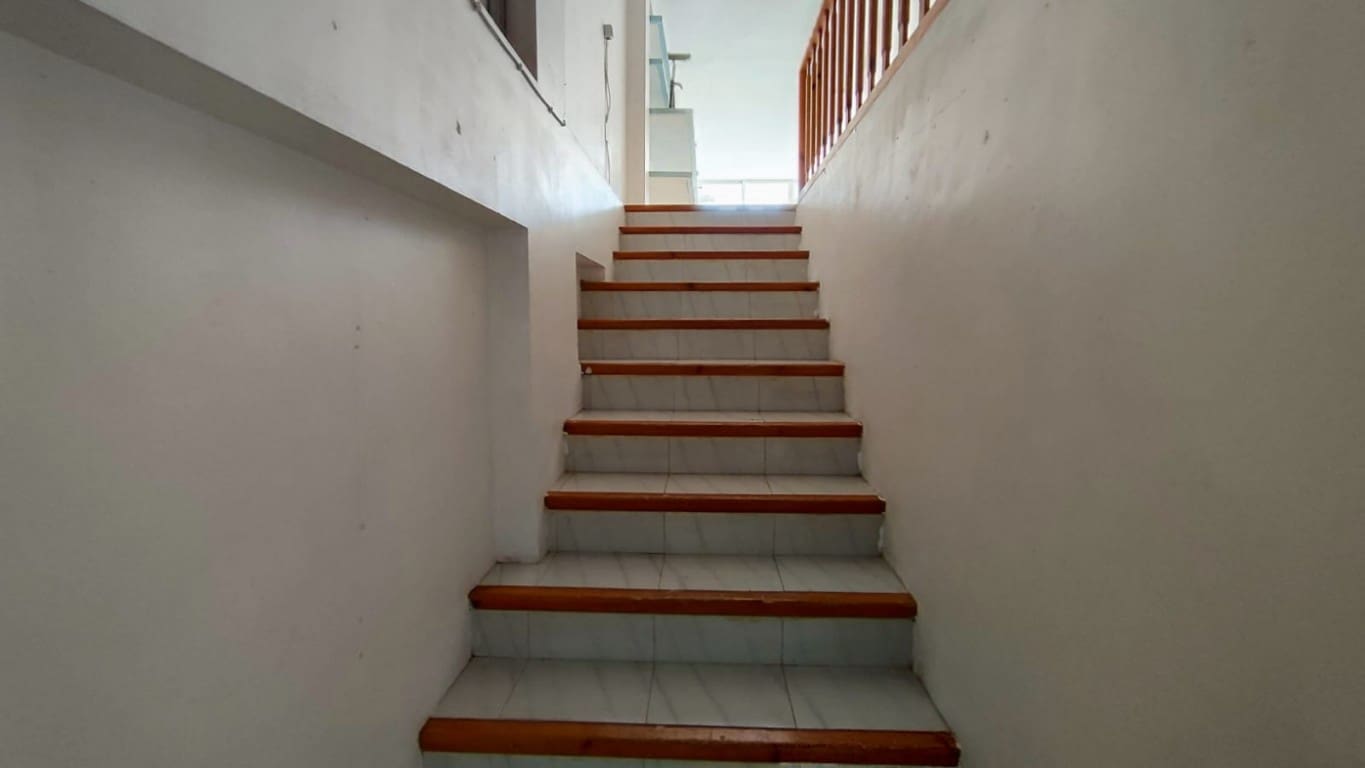 Kommersiell til salgs i Altea - € 385 000 (Ref: 8944293)