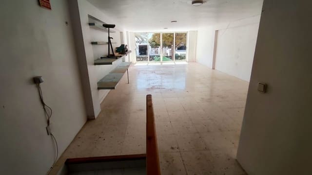 Kommersiell til salgs i Altea - € 385 000 (Ref: 8944293)