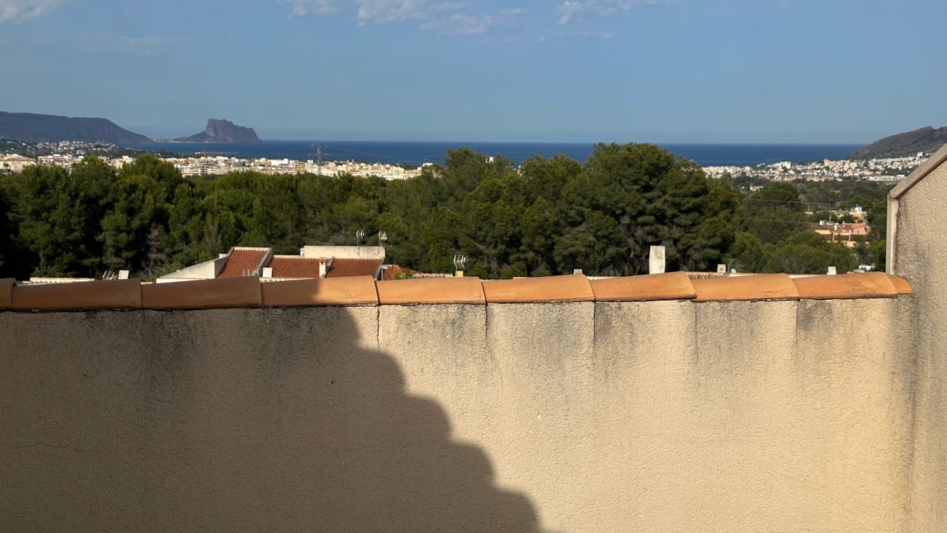 3 soveværelse Villa til salg i La Nucia med swimmingpool - € 332.000 (Ref: 9028722)