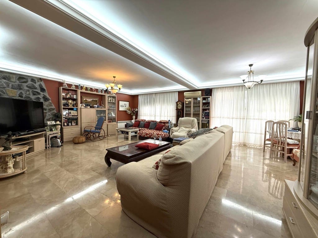 6 soverom Villa til salgs i Alfaz del Pi / L'Alfas del Pi med svømmebasseng - € 650 000 (Ref: 9035781)