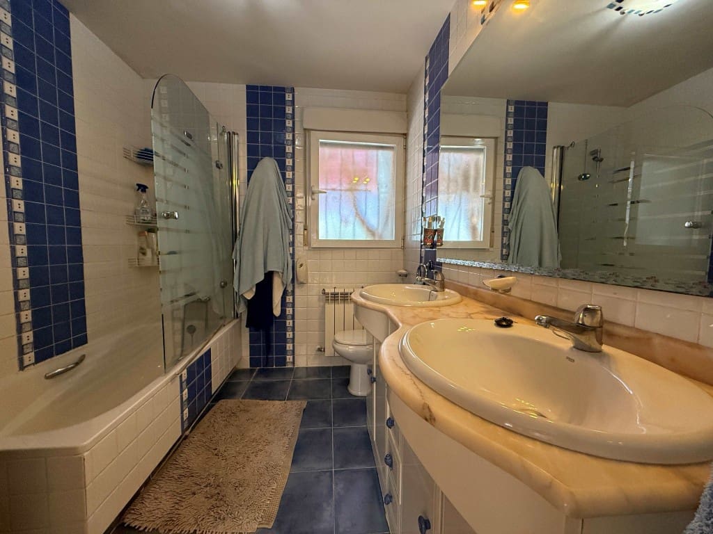 6 soverom Villa til salgs i Alfaz del Pi / L'Alfas del Pi med svømmebasseng - € 650 000 (Ref: 9035781)