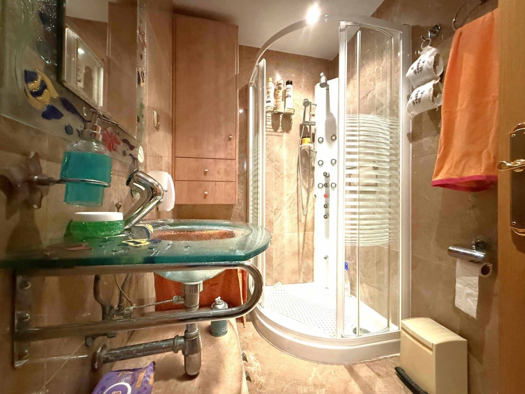 6 soverom Villa til salgs i Alfaz del Pi / L'Alfas del Pi med svømmebasseng - € 650 000 (Ref: 9035781)