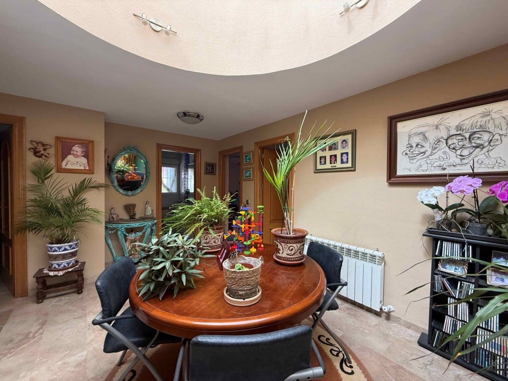 6 soverom Villa til salgs i Alfaz del Pi / L'Alfas del Pi med svømmebasseng - € 650 000 (Ref: 9035781)