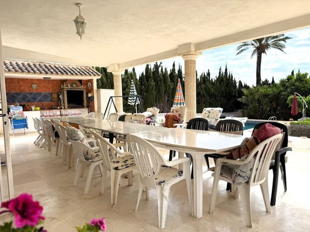 6 slaapkamer Villa te koop in Escandinavia - Cautivador, Alfaz del Pi / L'Alfàs del Pi met zwembad - € 650.000 (Ref: 9035781)