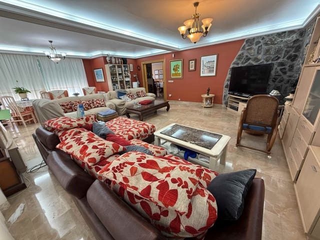 6 slaapkamer Villa te koop in Escandinavia - Cautivador, Alfaz del Pi / L'Alfàs del Pi met zwembad - € 650.000 (Ref: 9035781)