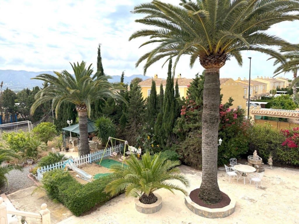 6 soverom Villa til salgs i Alfaz del Pi / L'Alfas del Pi med svømmebasseng - € 650 000 (Ref: 9035781)