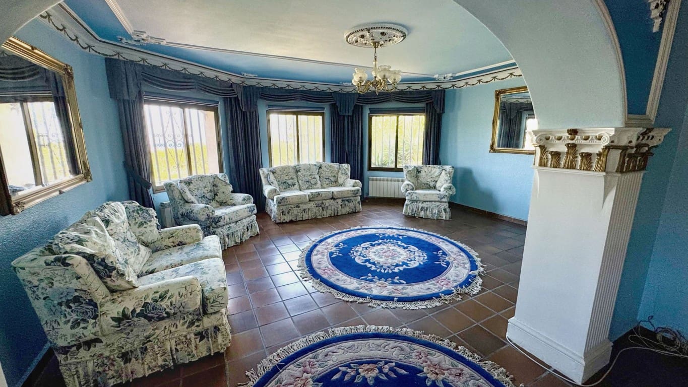 10 soverom Villa til salgs i La Nucia med svømmebasseng - € 1 950 000 (Ref: 9111871)