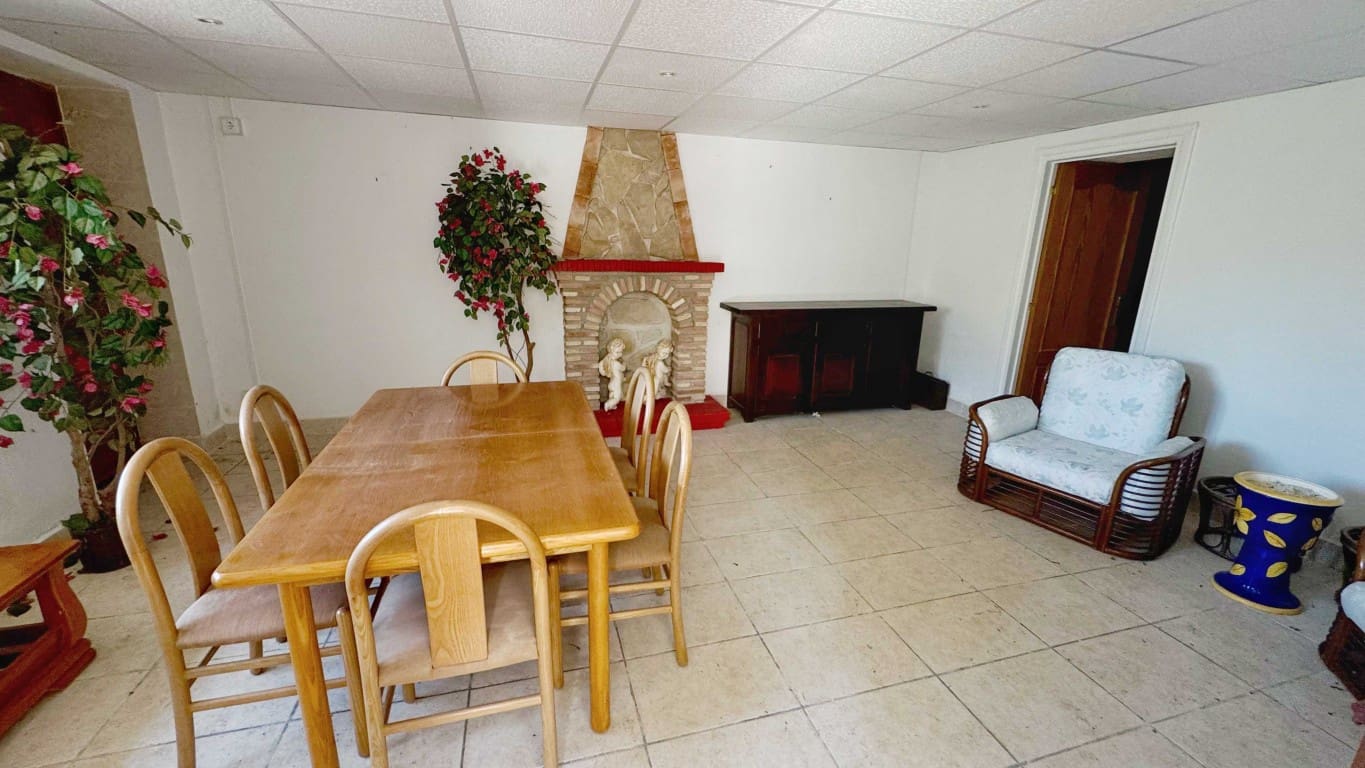 10 soverom Villa til salgs i La Nucia med svømmebasseng - € 1 950 000 (Ref: 9111871)