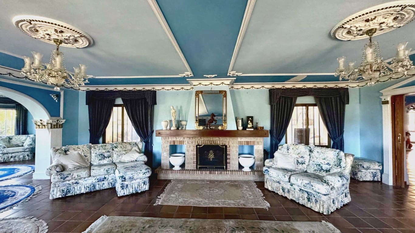 10 soverom Villa til salgs i La Nucia med svømmebasseng - € 1 950 000 (Ref: 9111871)