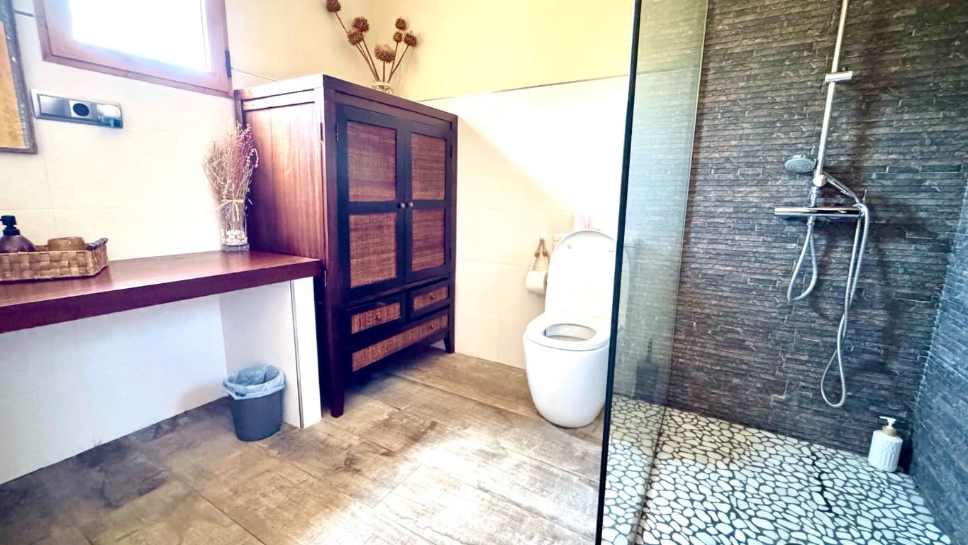 4 bedroom Villa for sale in Albir with pool - € 690,000 (Ref: 9142323)