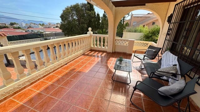 4 slaapkamer Villa te koop in Albir, Alfaz del Pi / L'Alfàs del Pi met zwembad - € 690.000 (Ref: 9142323)