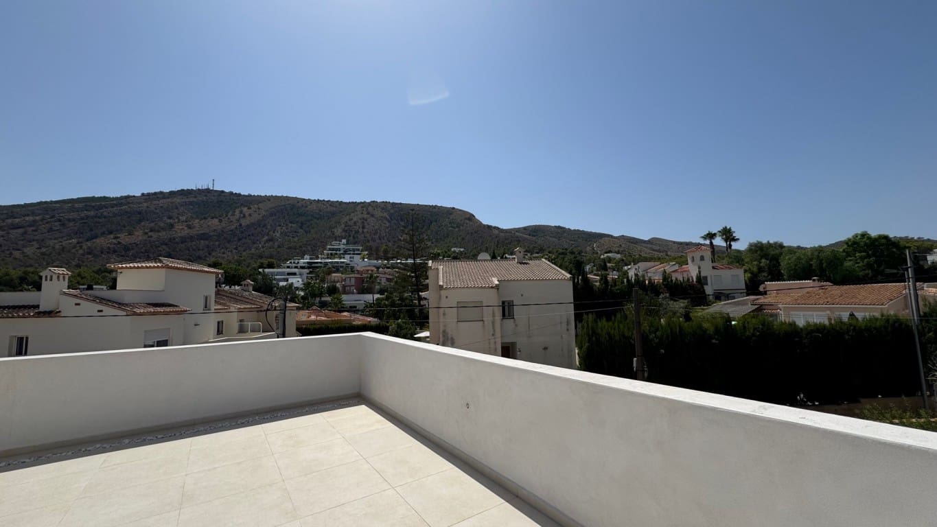 4 slaapkamer Villa te koop in Albir met zwembad - € 1.195.000 (Ref: 9152796)