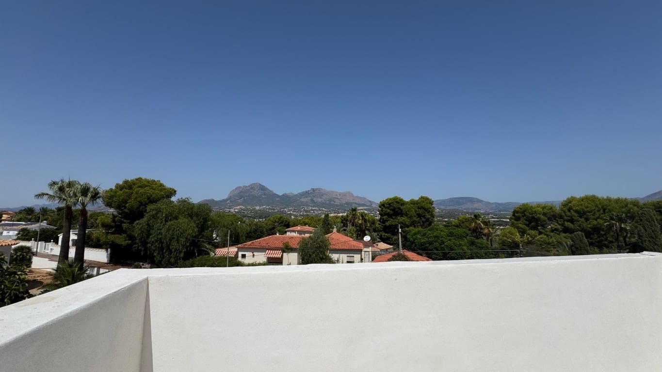 4 slaapkamer Villa te koop in Albir met zwembad - € 1.195.000 (Ref: 9152796)