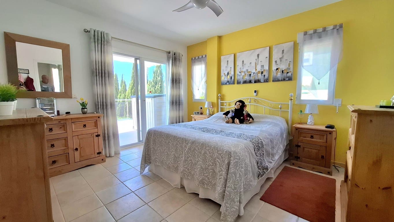 5 soverom Villa til salgs i Finestrat med svømmebasseng - € 595 000 (Ref: 9153161)