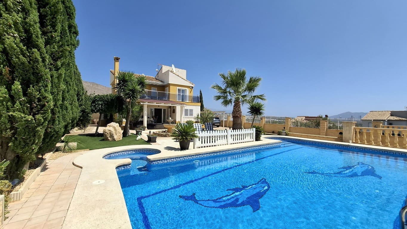 5 soverom Villa til salgs i Finestrat med svømmebasseng - € 595 000 (Ref: 9153161)