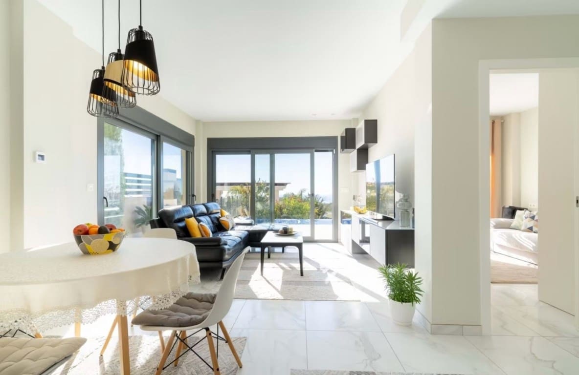 3 soveværelse Villa til salg i Finestrat med swimmingpool - € 739.000 (Ref: 9167480)