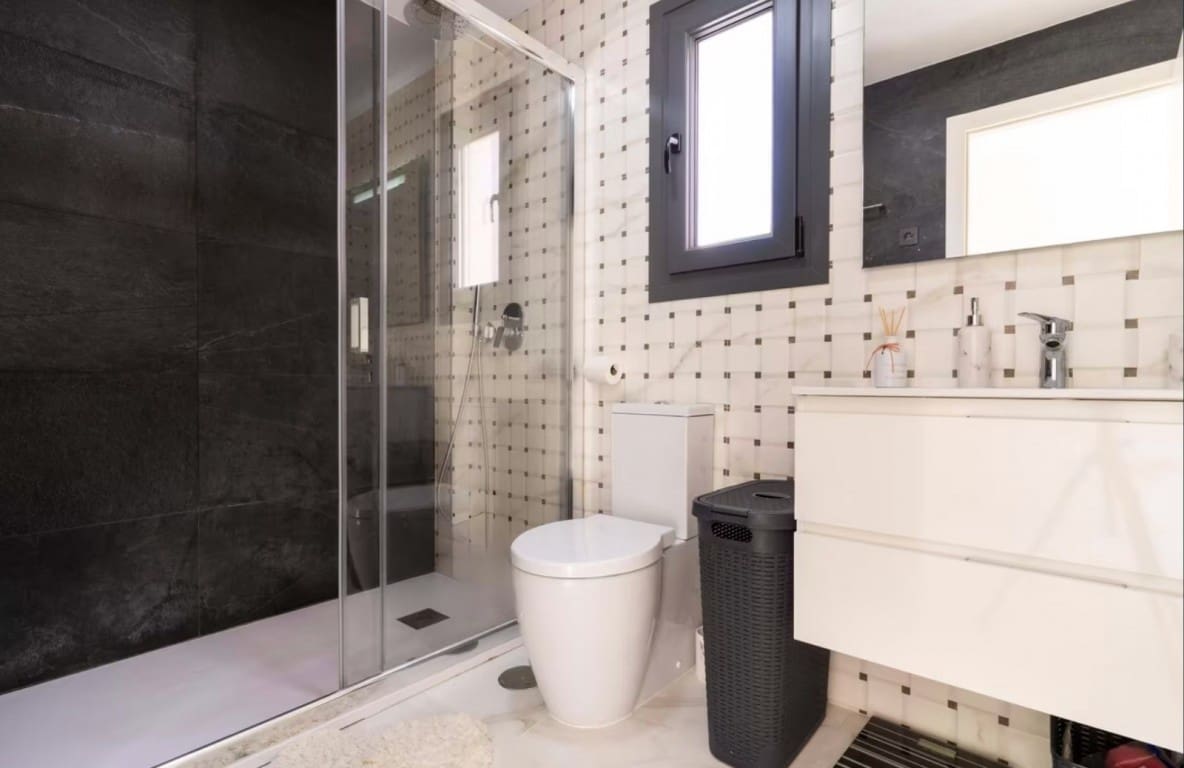 3 soveværelse Villa til salg i Finestrat med swimmingpool - € 739.000 (Ref: 9167480)