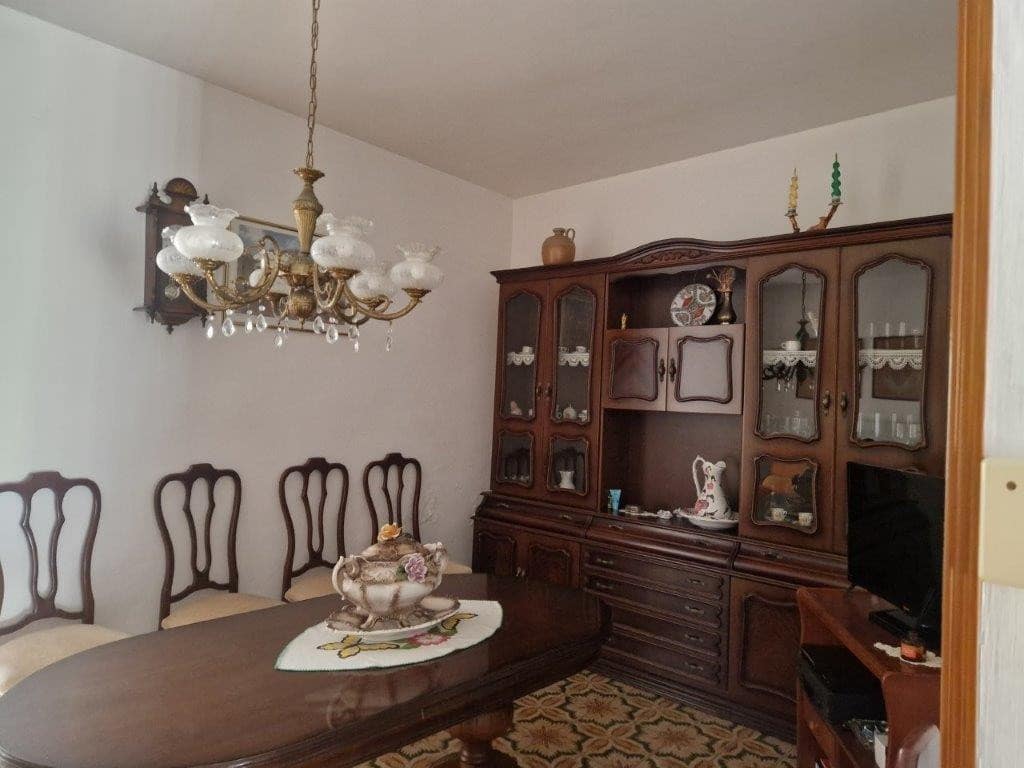 4 bedroom Villa for sale in Altea - € 435,000 (Ref: 9185915)