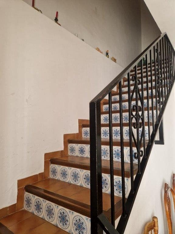 4 bedroom Villa for sale in Altea - € 435,000 (Ref: 9185915)