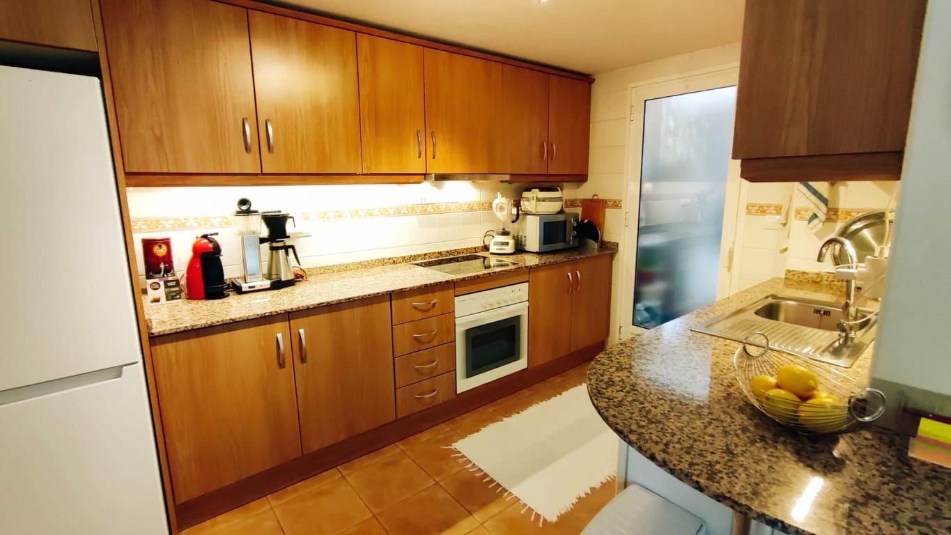 2 soverom Leilighet til salgs i Albir med svømmebasseng - € 299 000 (Ref: 9199844)