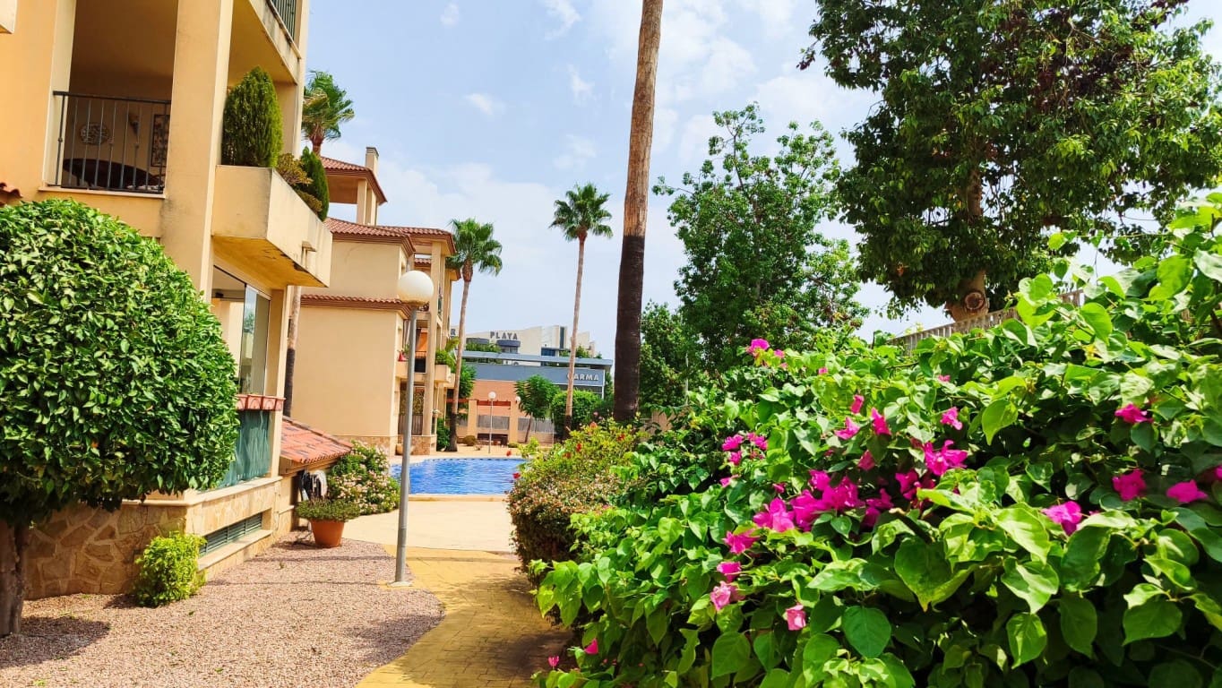 2 soverom Leilighet til salgs i Albir med svømmebasseng - € 299 000 (Ref: 9199844)