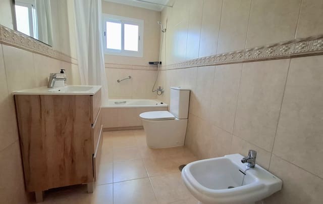 3 soverom Leilighet til salgs i La Nucia Pueblo  , La Nucia - € 199 000 (Ref: 9228114)