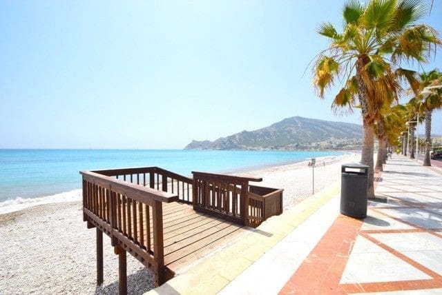 Commercial for sale in Albir, Alfaz del Pi / L'Alfàs del Pi - € 110,000 (Ref: 9282686)