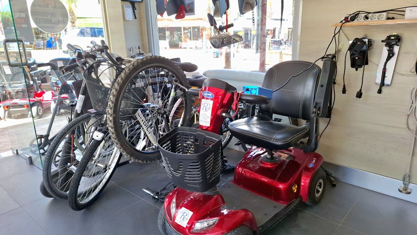 Erhverv til salg i Albir - € 110.000 (Ref: 9282686)