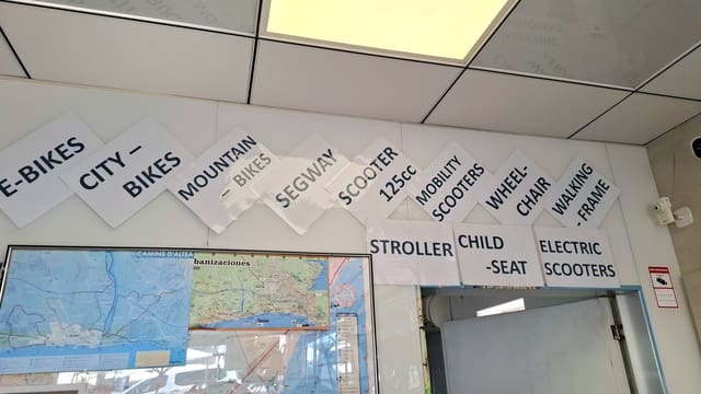 Commercial for sale in Albir, Alfaz del Pi / L'Alfàs del Pi - € 110,000 (Ref: 9282686)