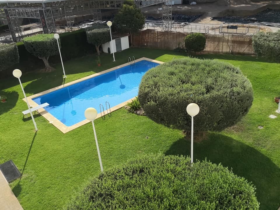 2 bedroom Apartment for sale in Albir with pool - € 425,000 (Ref: 9348047)