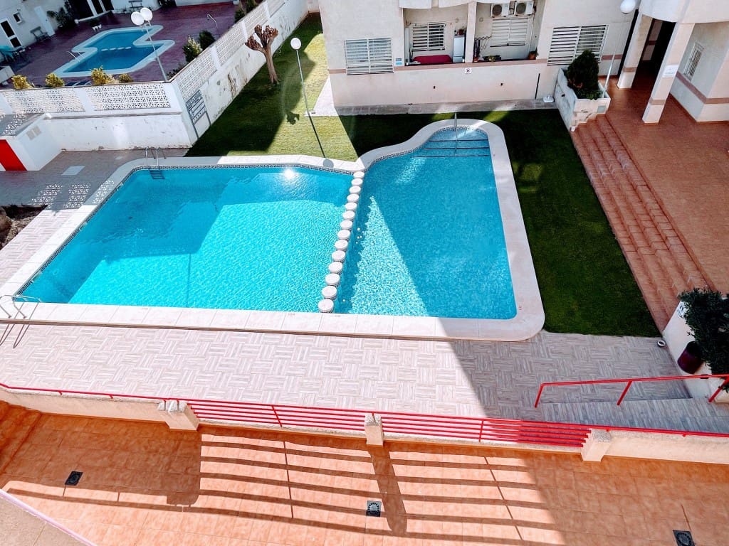 1 slaapkamer Appartement te koop in Albir met zwembad - € 295.000 (Ref: 9348048)
