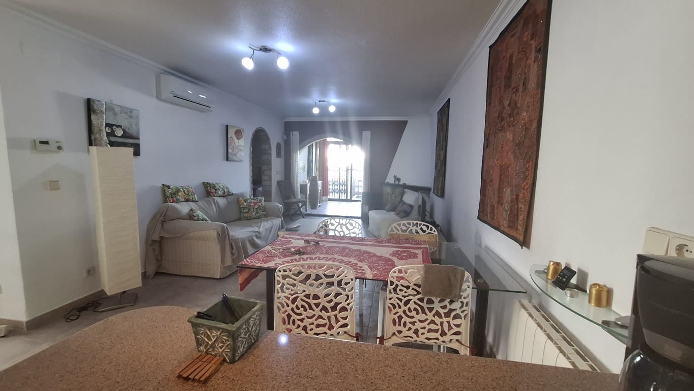 2 soverom Bungalow til salgs i La Nucia med svømmebasseng - € 235 000 (Ref: 9388836)