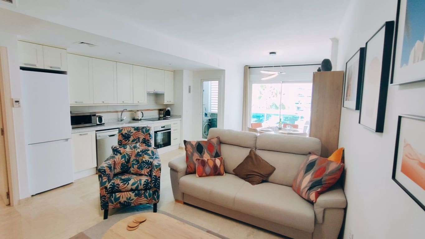 2 slaapkamer Appartement te koop in Albir met zwembad - € 375.000 (Ref: 9399870)