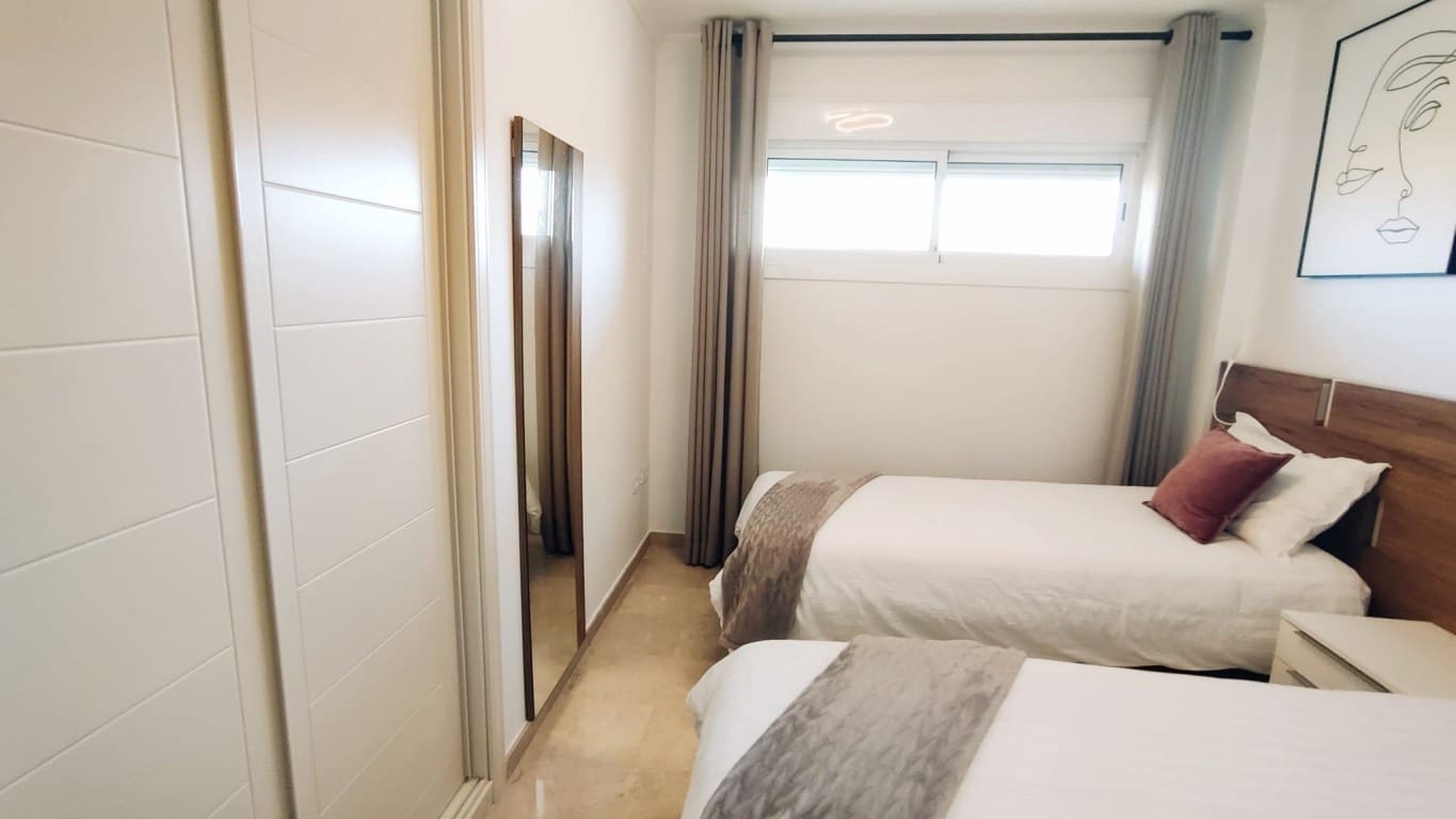 2 slaapkamer Appartement te koop in Albir met zwembad - € 375.000 (Ref: 9399870)