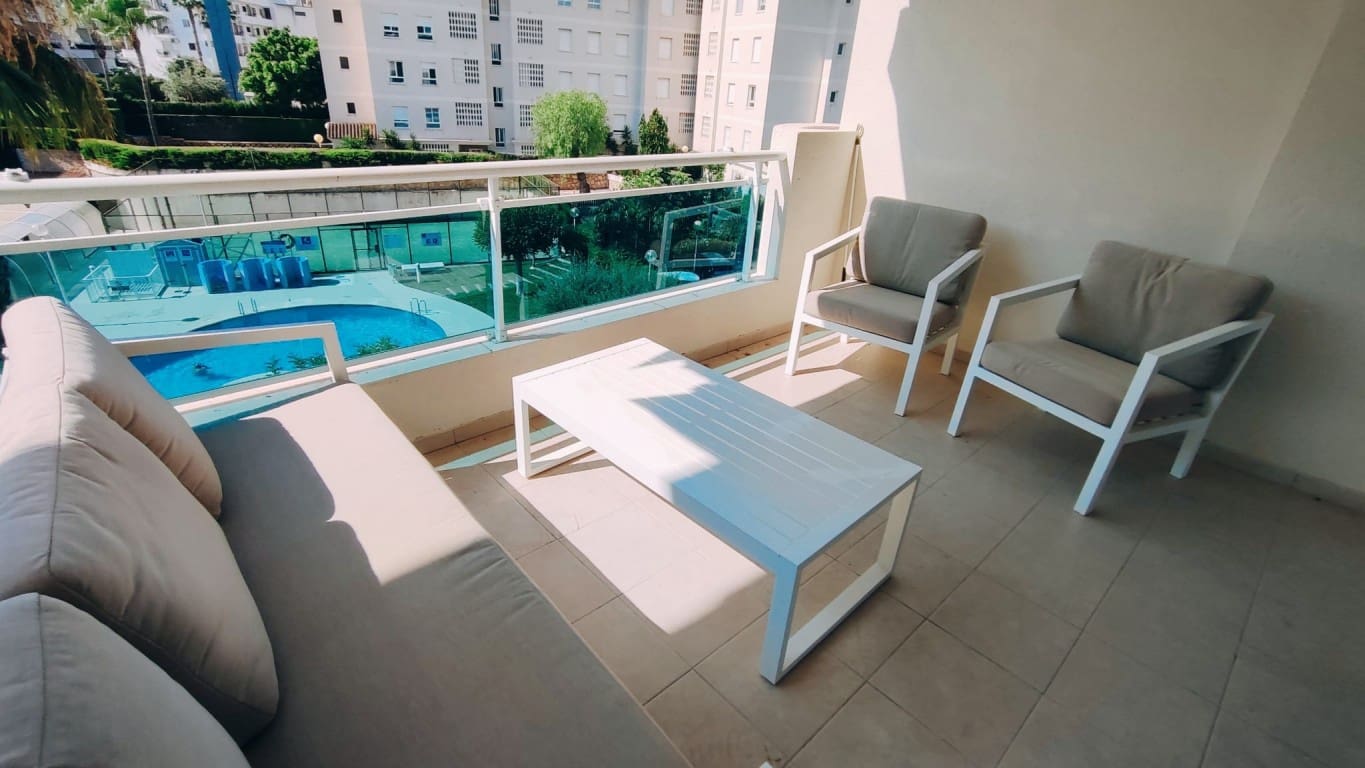 2 slaapkamer Appartement te koop in Albir met zwembad - € 375.000 (Ref: 9399870)