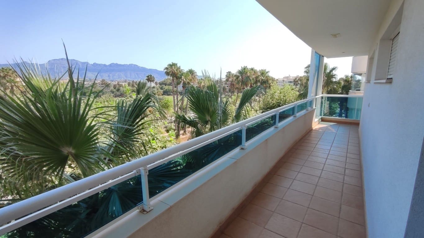 2 slaapkamer Appartement te koop in Albir met zwembad - € 375.000 (Ref: 9399870)